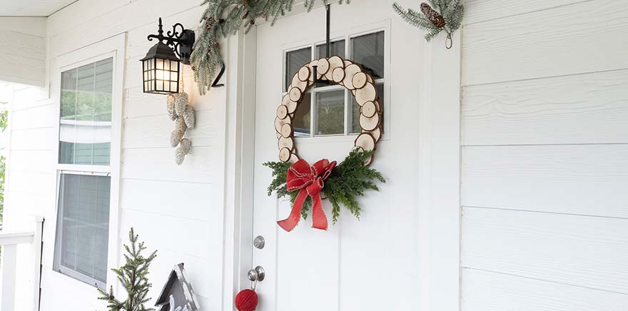Wooden Holiday Wreath